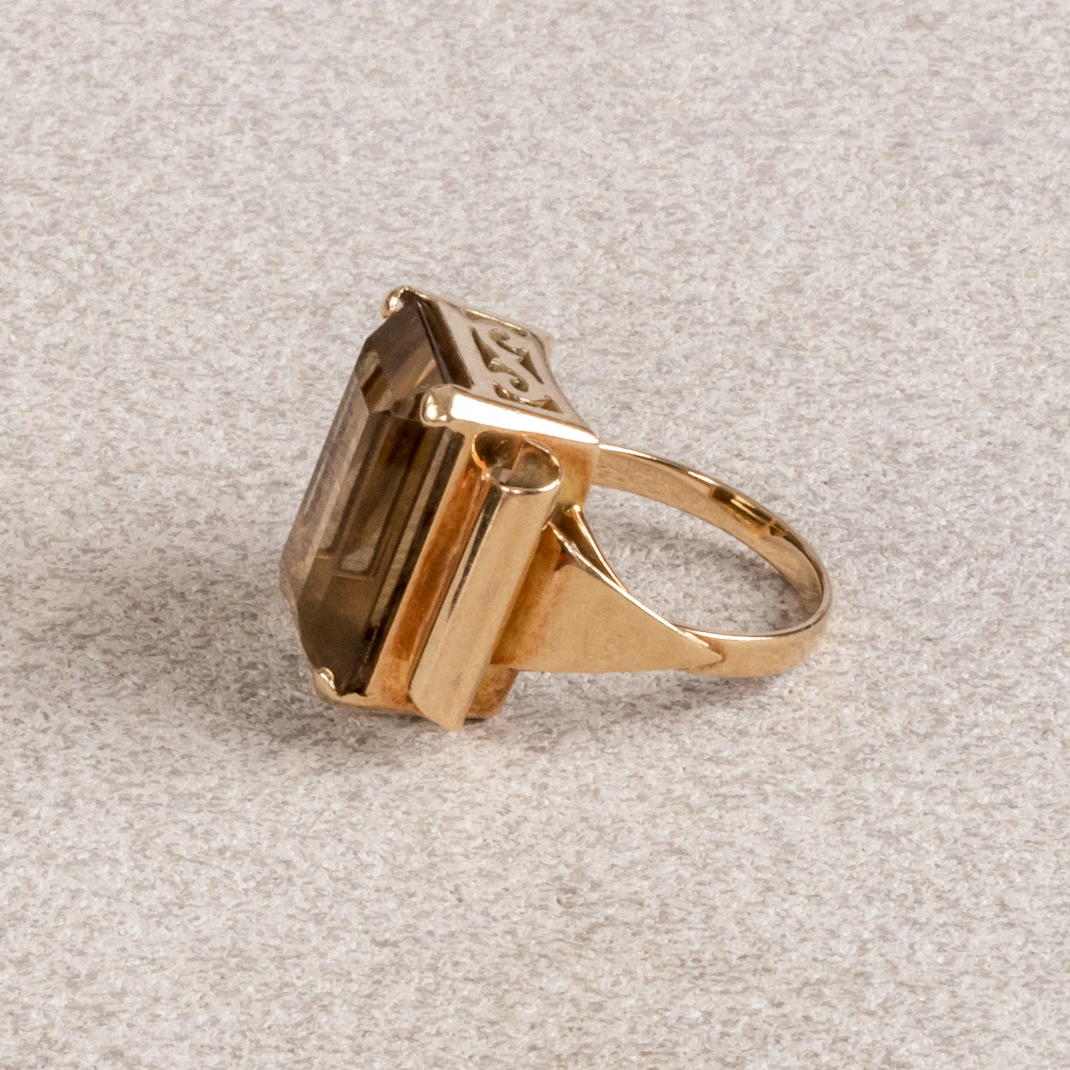 topaz_ring_3.jpg