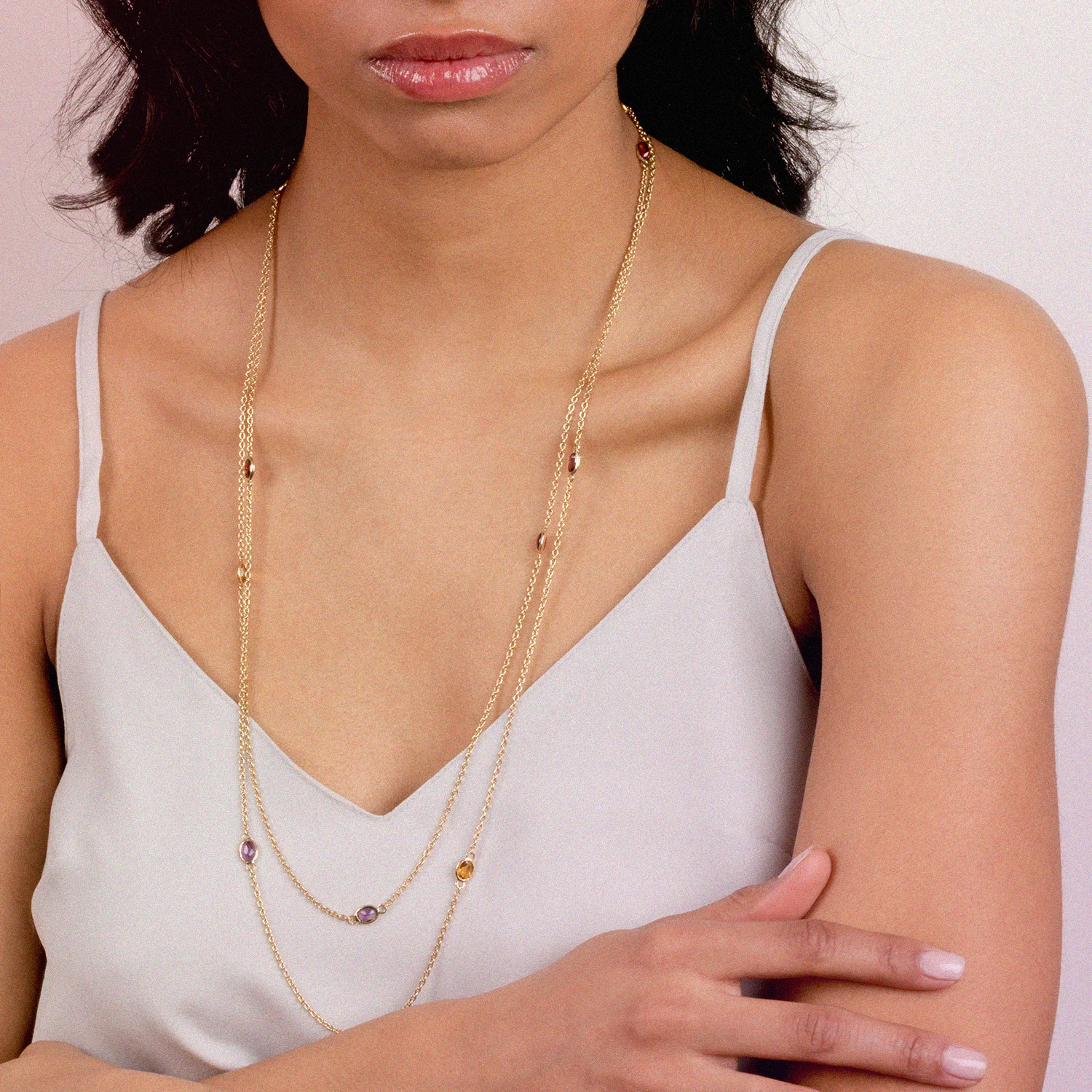 multicolor_long_necklace_1.jpg