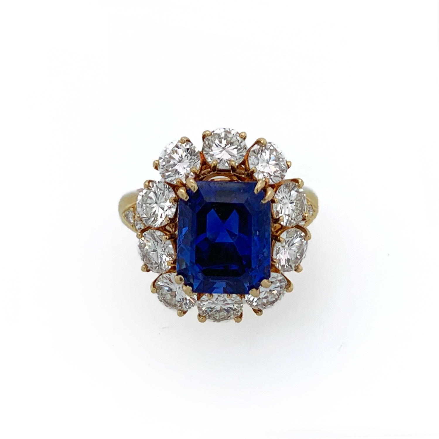 Van Cleef & Arpels Sapphire Ring