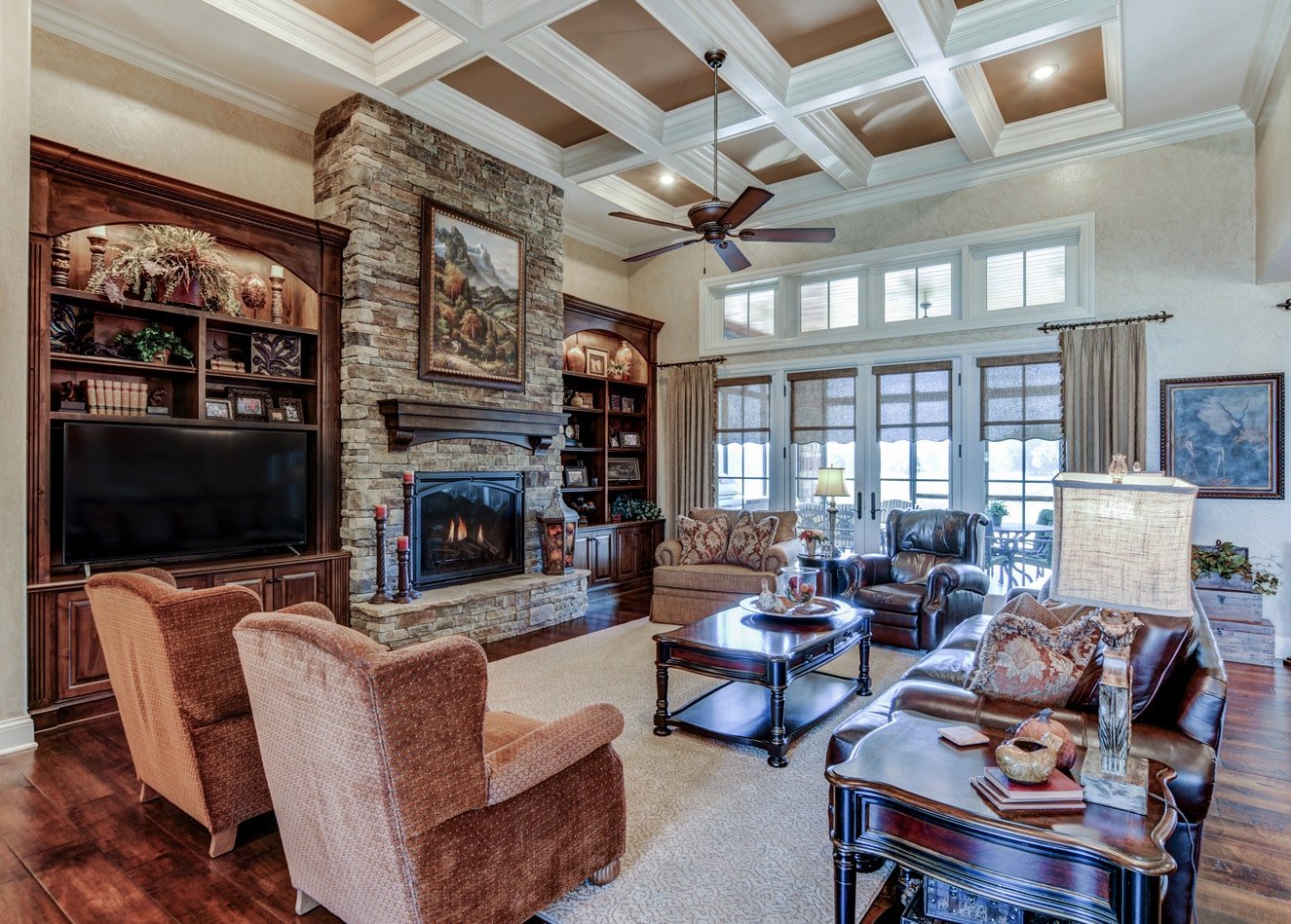built-by-brett-custom-home-springfield-mo-13735-lawrence-2100-014-min.jpg
