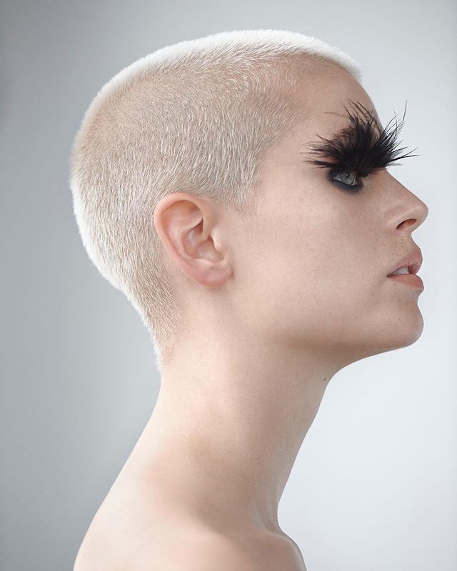 Last one from @elledanmark &lsquo;s 10 year anniversary issue ✨🌸🍾💕 Beauty with fave @cajsawessberg &bull; captured by @seanmcmenomy_studio &bull; makeup by me #dausell &bull; makeup assistant @isabellalykking_ #dausell #elle #beauty #lashes