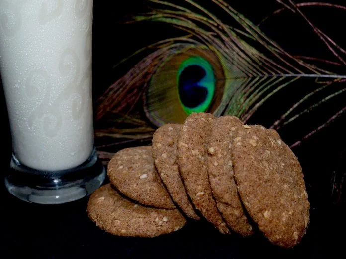 Ragi-cookies-with-jaggery-696x522.jpg