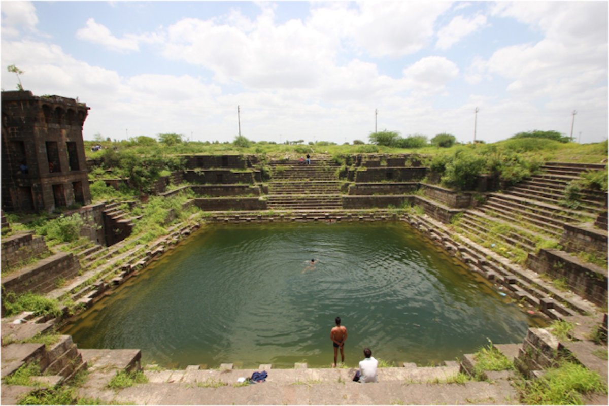 Stepwell 1_Bhavita Saxena.png