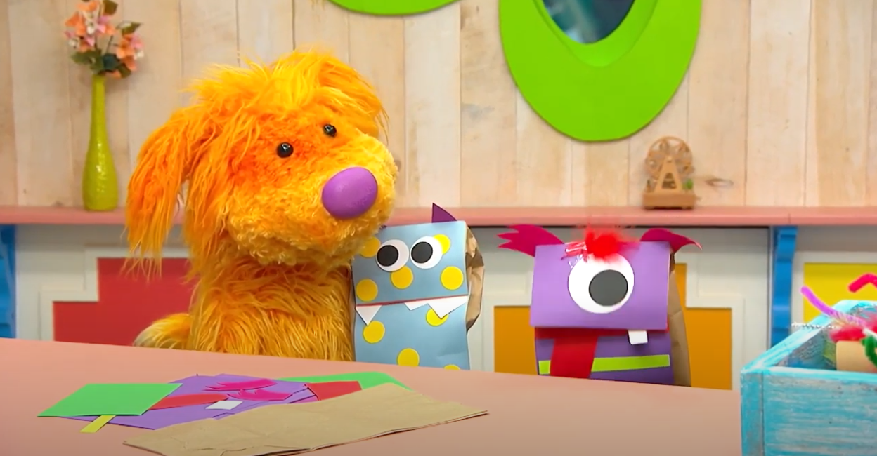 Sprout House - Paper Bag Puppets - Universal Kids