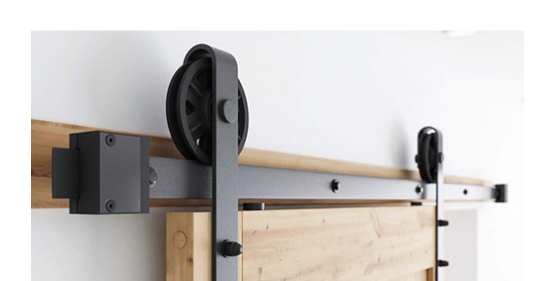 Jumbo rolling hardware