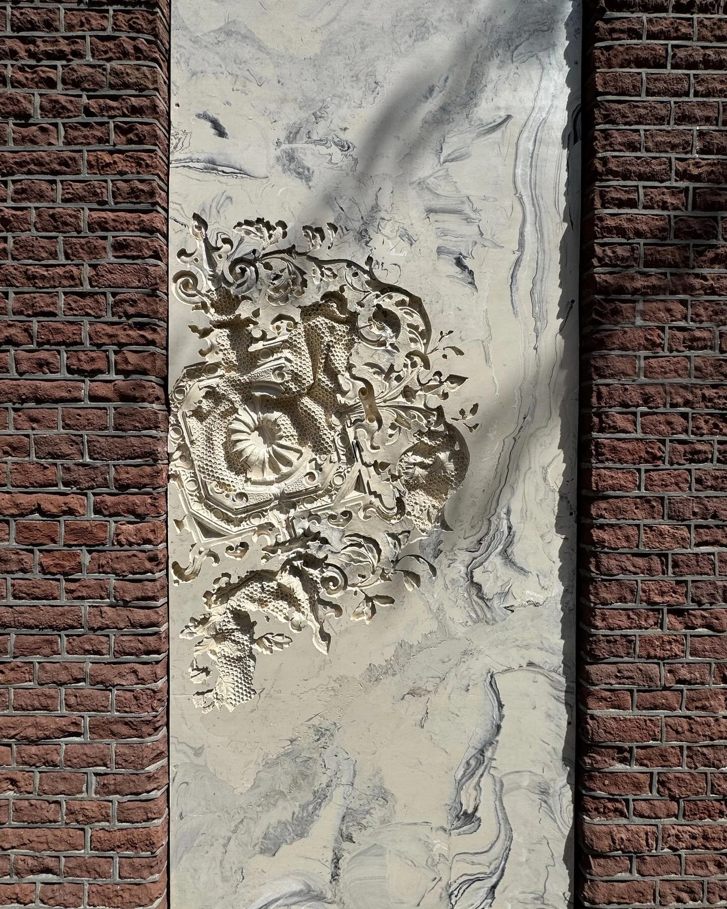 Just finished installing this piece for a private commission in Utrecht. 
#adriaanstraat #utrecht #artwork #wittevrouwen #contemporary #sitespecific #commission #sculpture