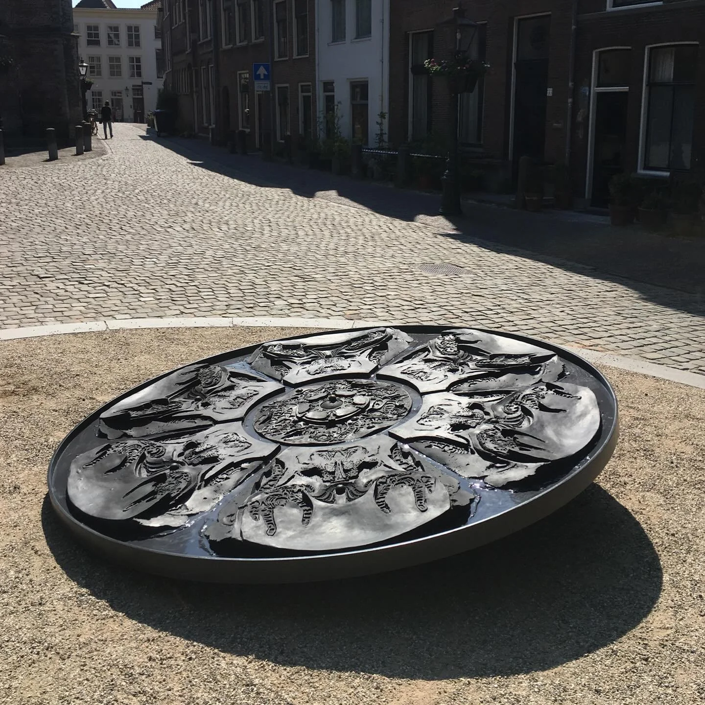 This piece was created on commission by Beelden in Leiden and the Rijksmuseum van Oudheden in Leiden. The brief was to translate a theme from the museum&rsquo;s collection into a new work.

My starting point became Khepri, the Egyptian sun god depict