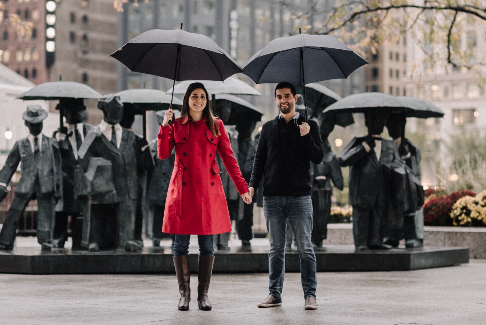 rainy day men | Chicago vacation photography | lisa kathan photography