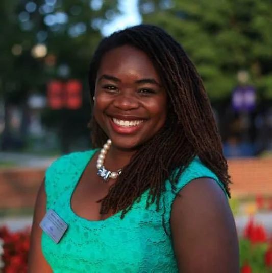 Mayeesa Mitchell_Headshot.jpg
