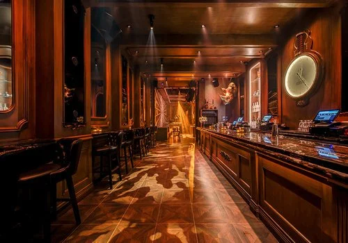 AVENUE NIGHTCLUB