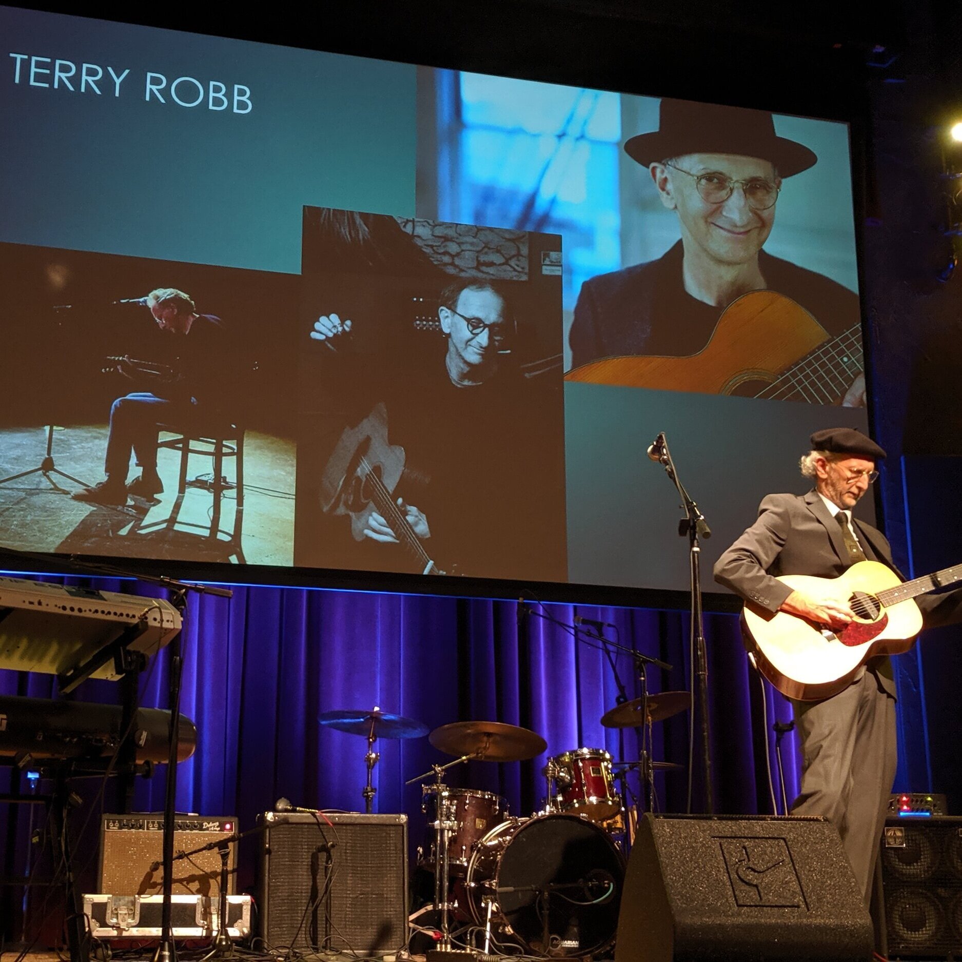 Terry performing at 2019 Muddy Awards