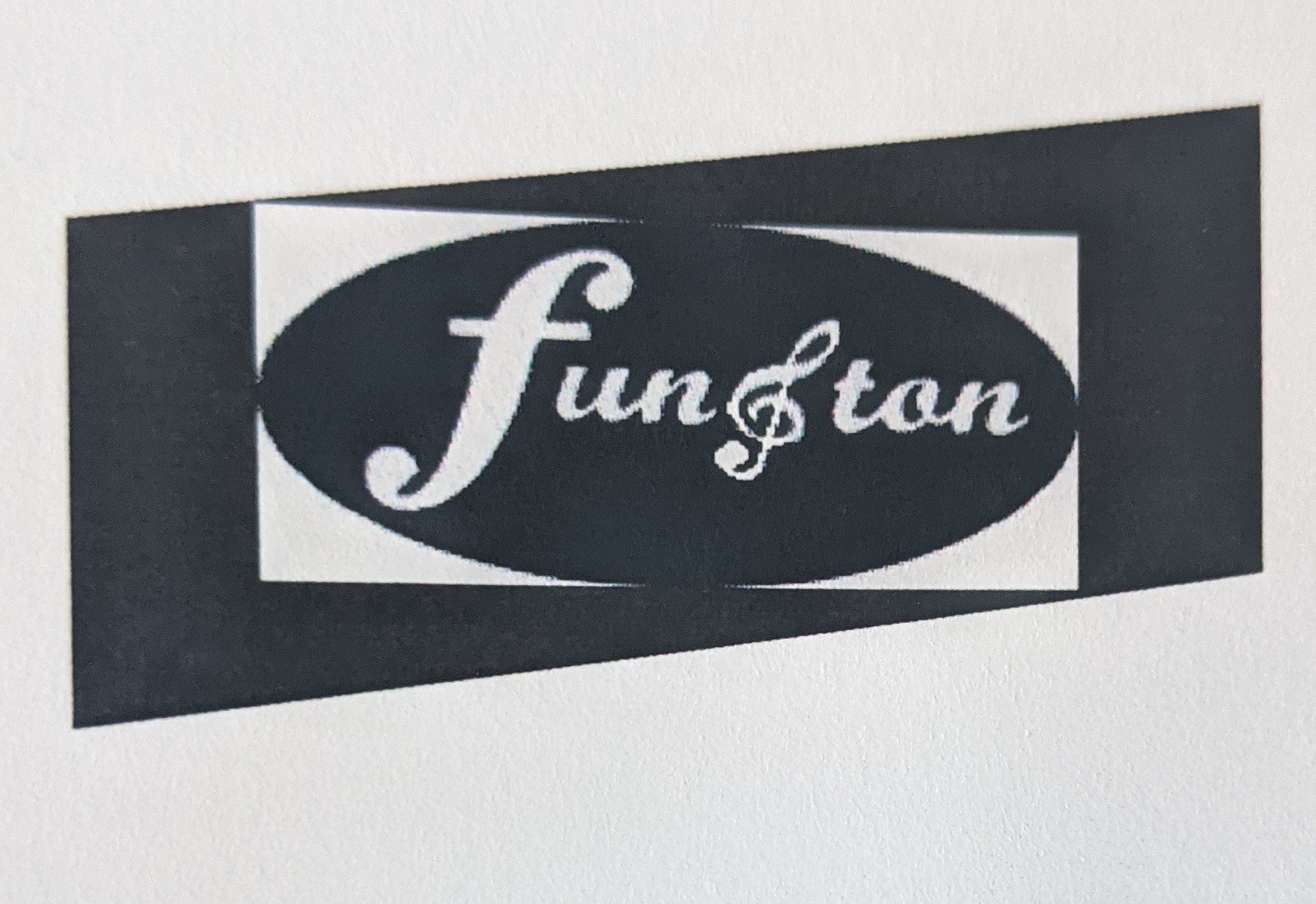 Funston Guitars makes a Terry Robb Signature Model