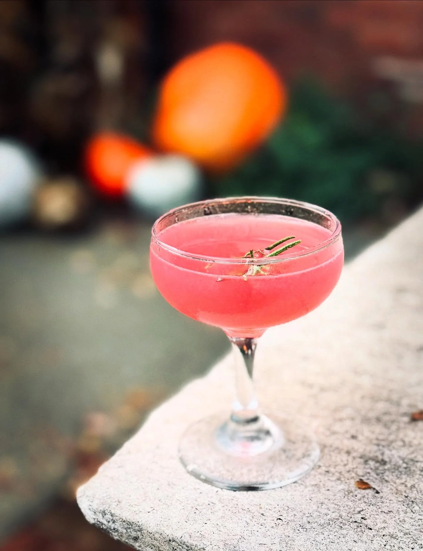 ✨ The Giving Gimlet ✨
A little holiday spirit in a coupe.

Bombay Sapphire gin, cranberry, lime, and a torched rosemary sprig &mdash; bright, aromatic, and made for crisp fall evenings.

Join us at Hot and Hot Fish Club and sip something festive this