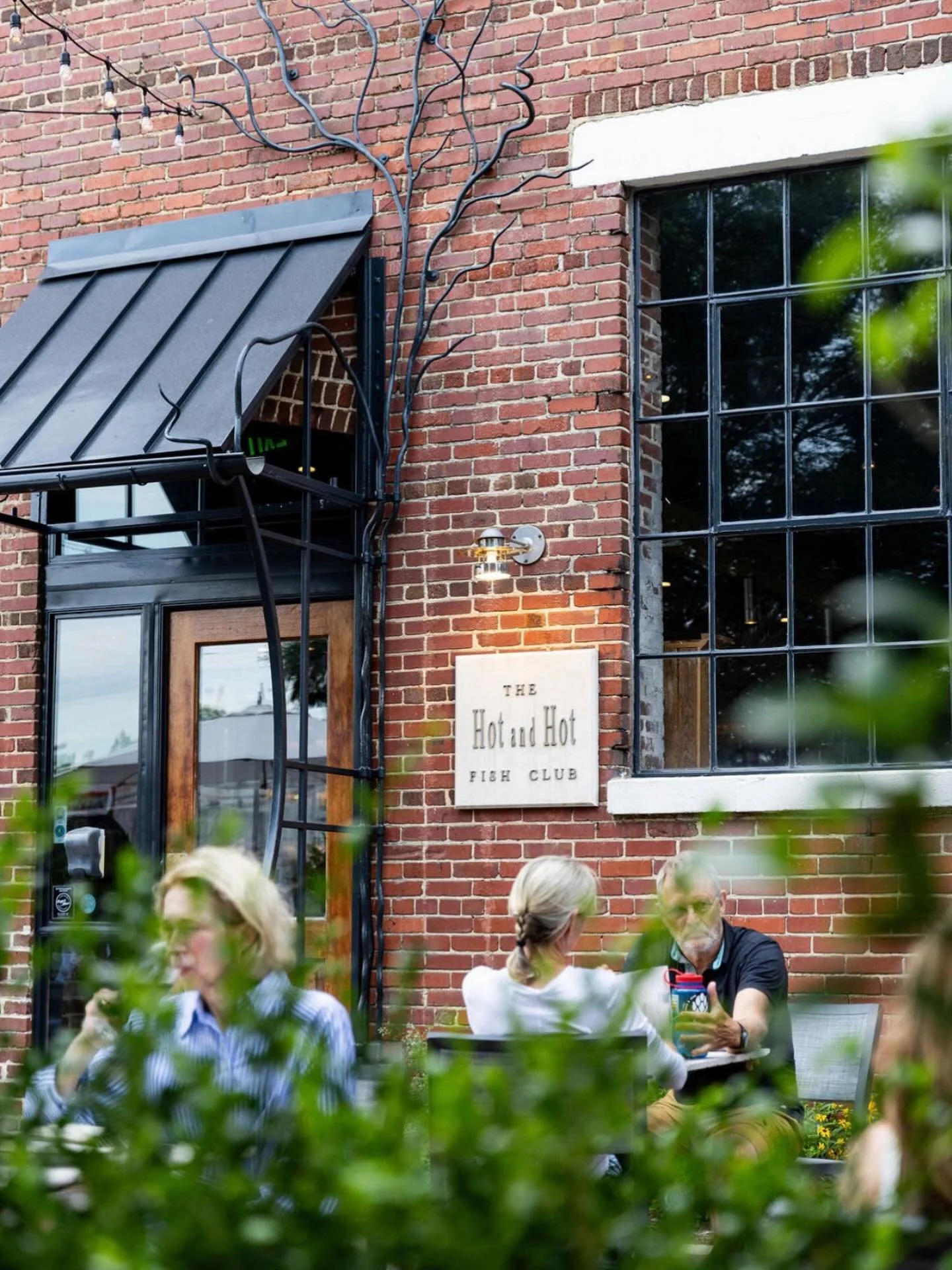 February vibes are a little different on the patio! With these unseasonable temps in Birmingham, it&rsquo;s the perfect excuse to snag an outdoor table, order something refreshing, and indulge in an evening of tasty Southern eats. Sun&rsquo;s out, do