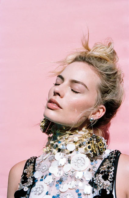 margot_robbie_oyster_may_2016_shot_by_max_doyle_03.jpg