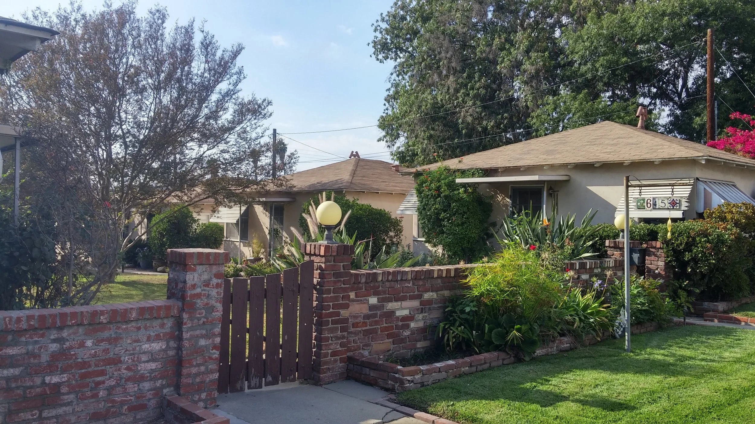 Bungalows on Marengo Ave