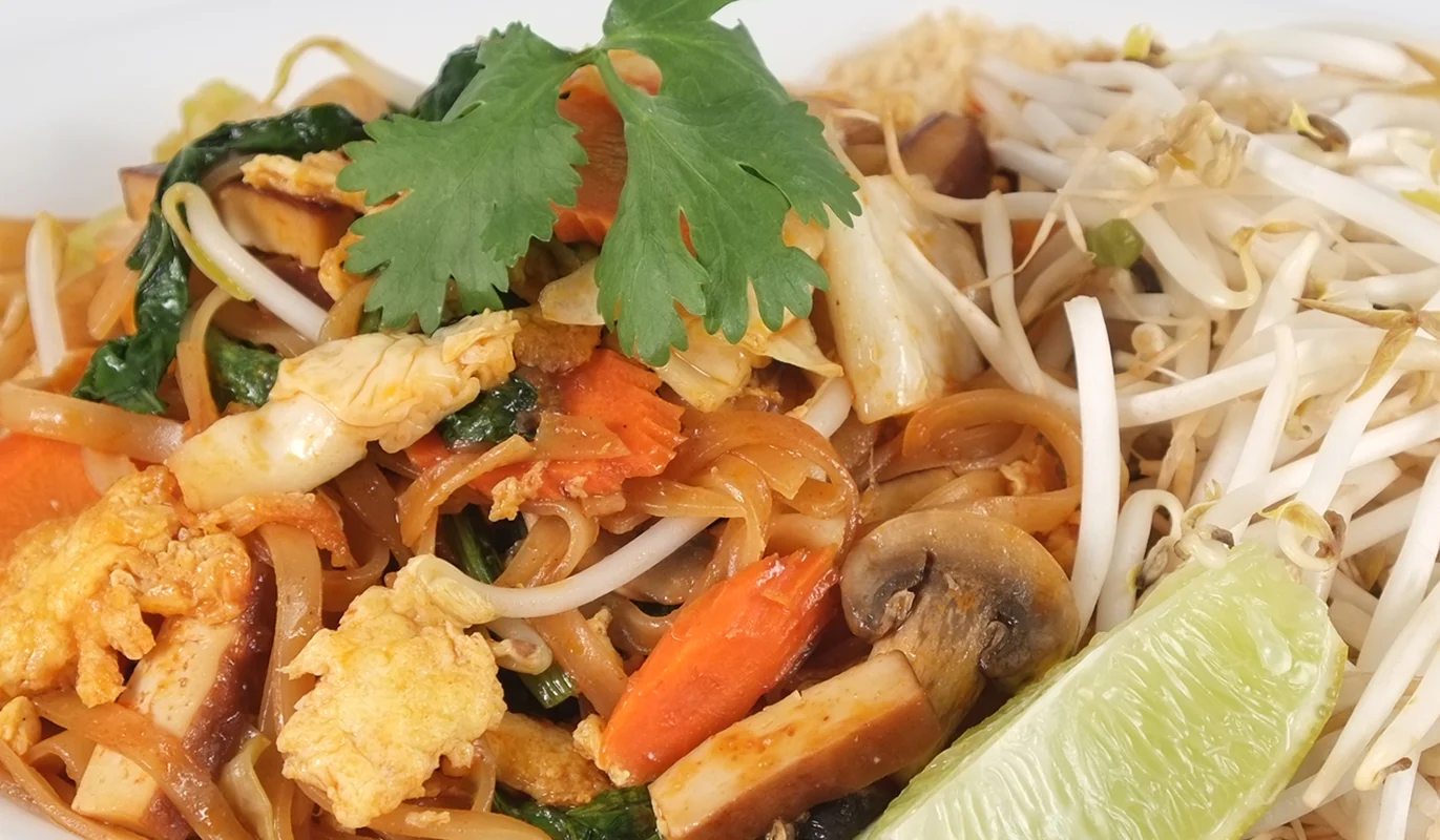 _resized__0005_VEGGIE PADTHAI.jpg