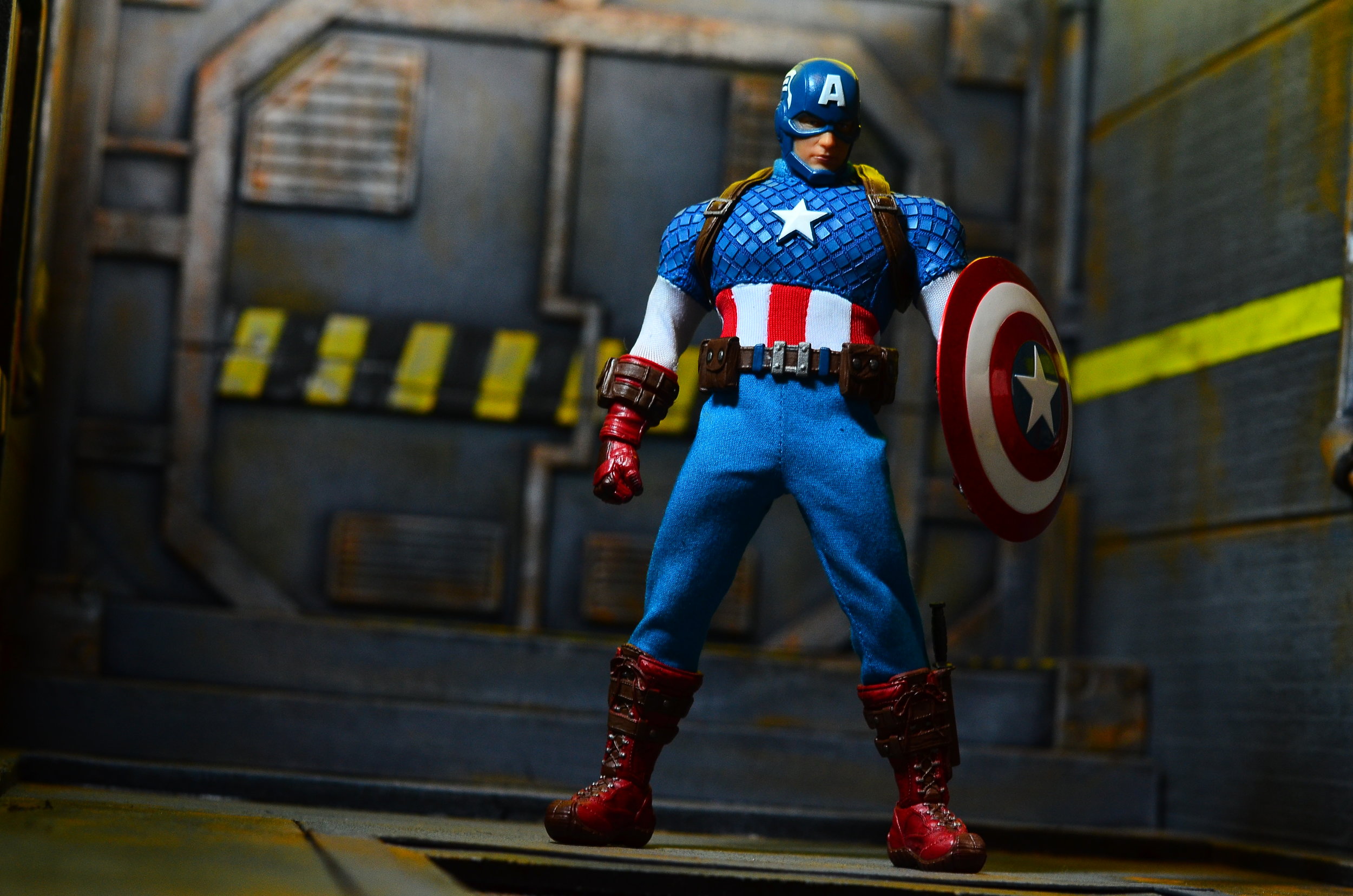 mezco modern captain america