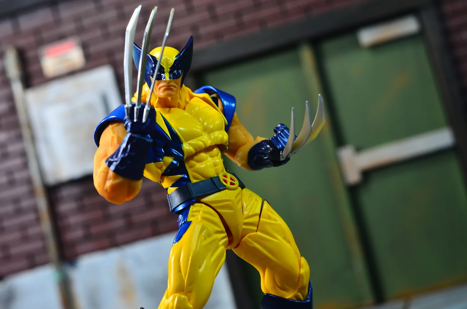 Revoltech Amazing Yamaguchi Wolverine — D Amazing
