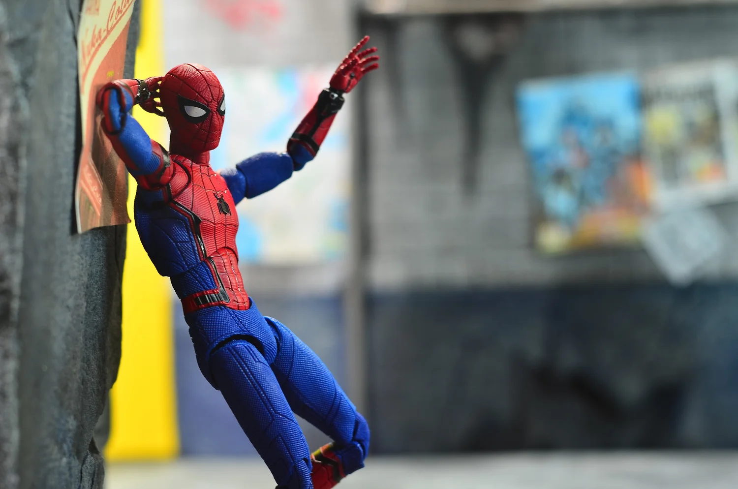 Medicom Mafex 047 Spider-Man: Homecoming — D Amazing