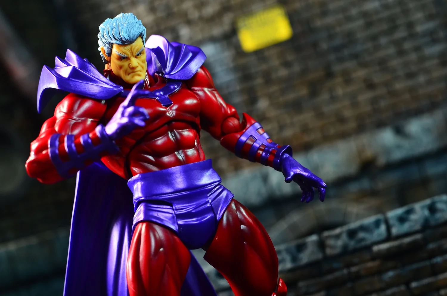 Kaiyodo Amazing Yamaguchi Revoltech 006 X-Men Magneto — D