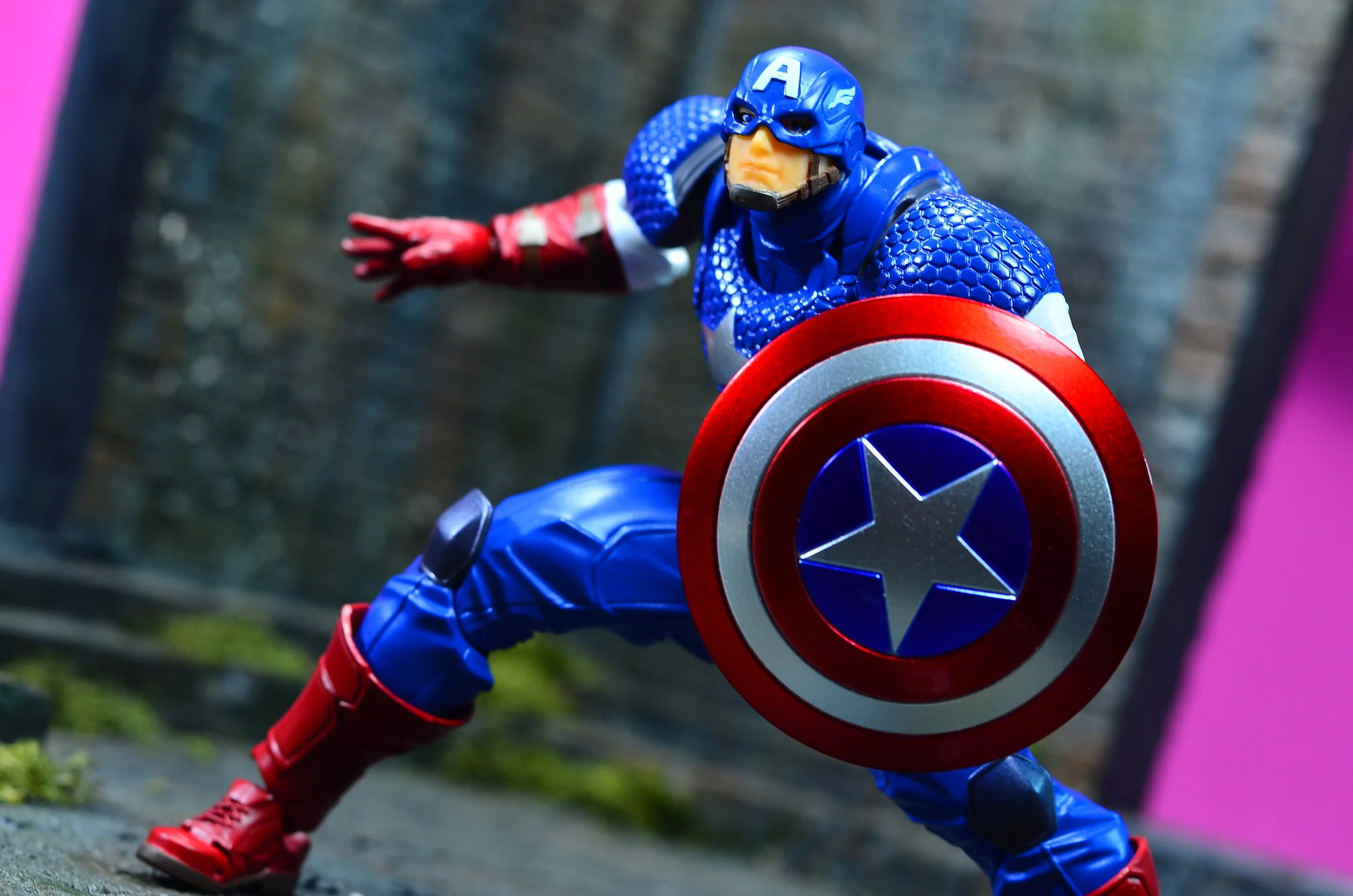 revoltech captain america