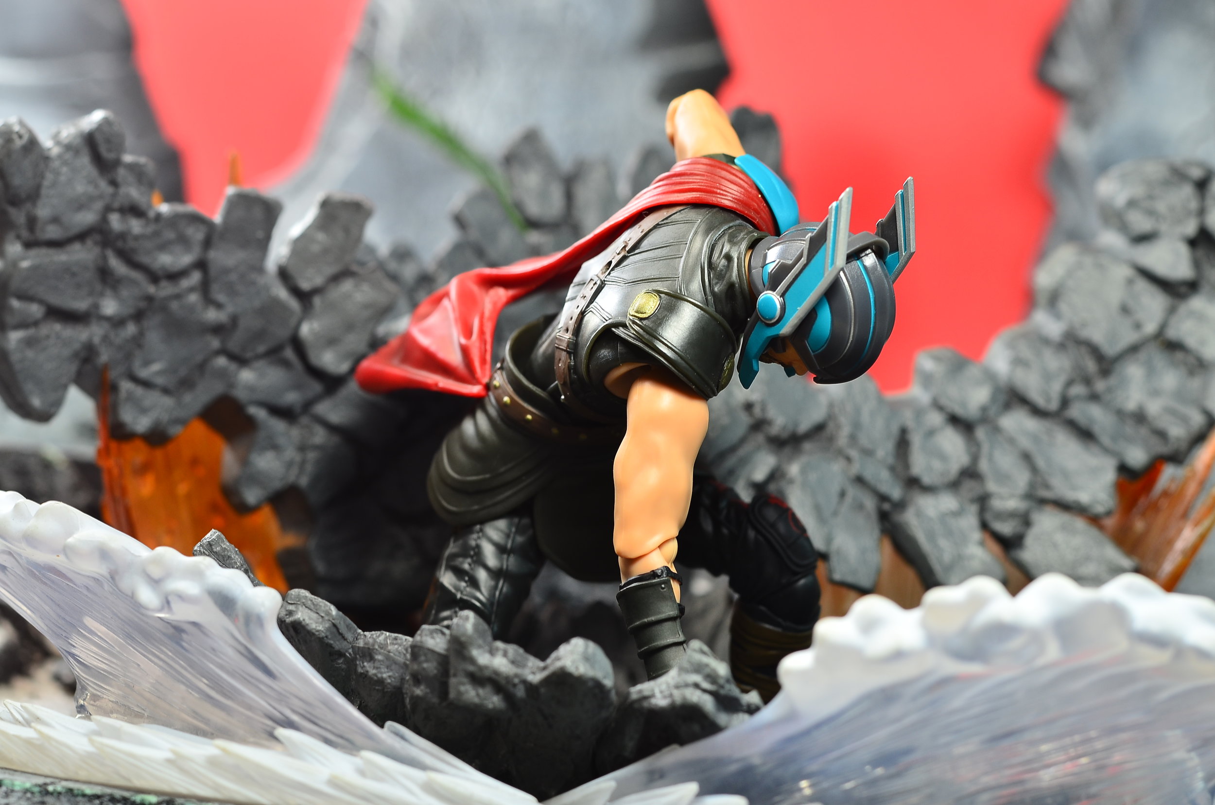 thor ragnarok figuarts