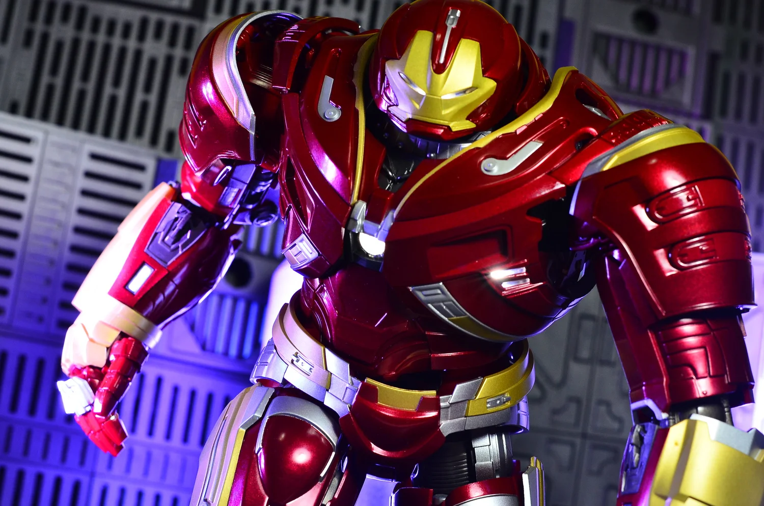 S.H. Figuarts Hulkbuster MK2 — D Amazing