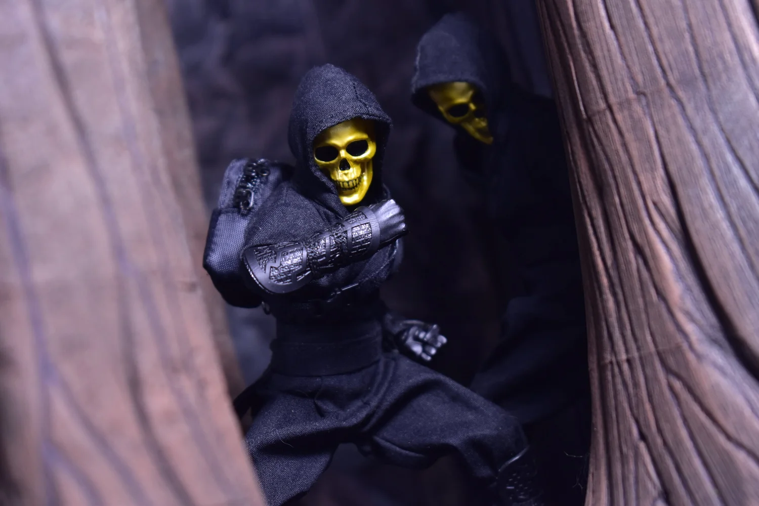 mezco メズコ　one12collective golden skull One:12 Collective House of The Golden Skulls: Gold Skull