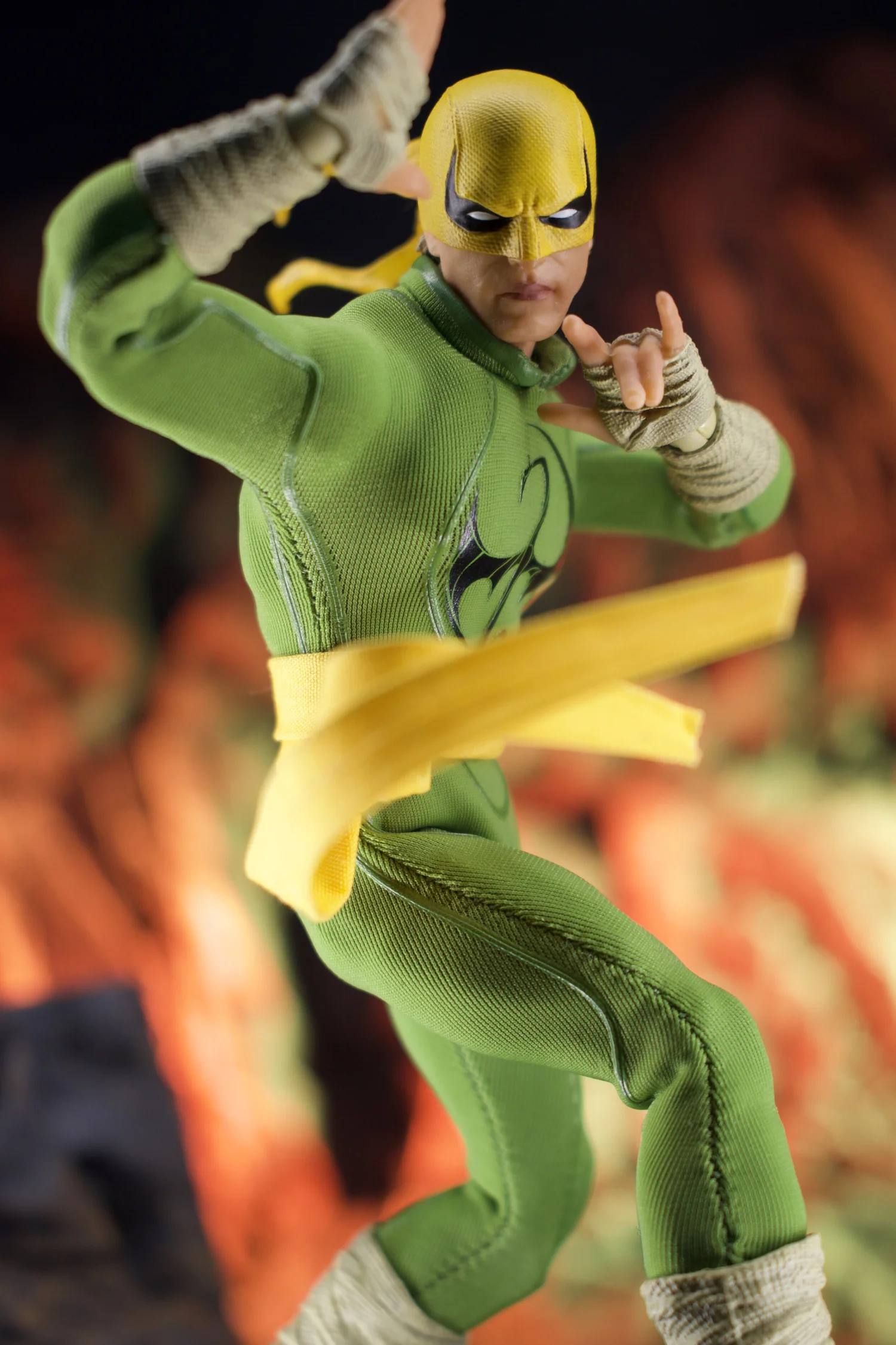 mezcoone:12collective アイアン・フィスト One:12 Collective Iron Fist | Mezco Toyz
