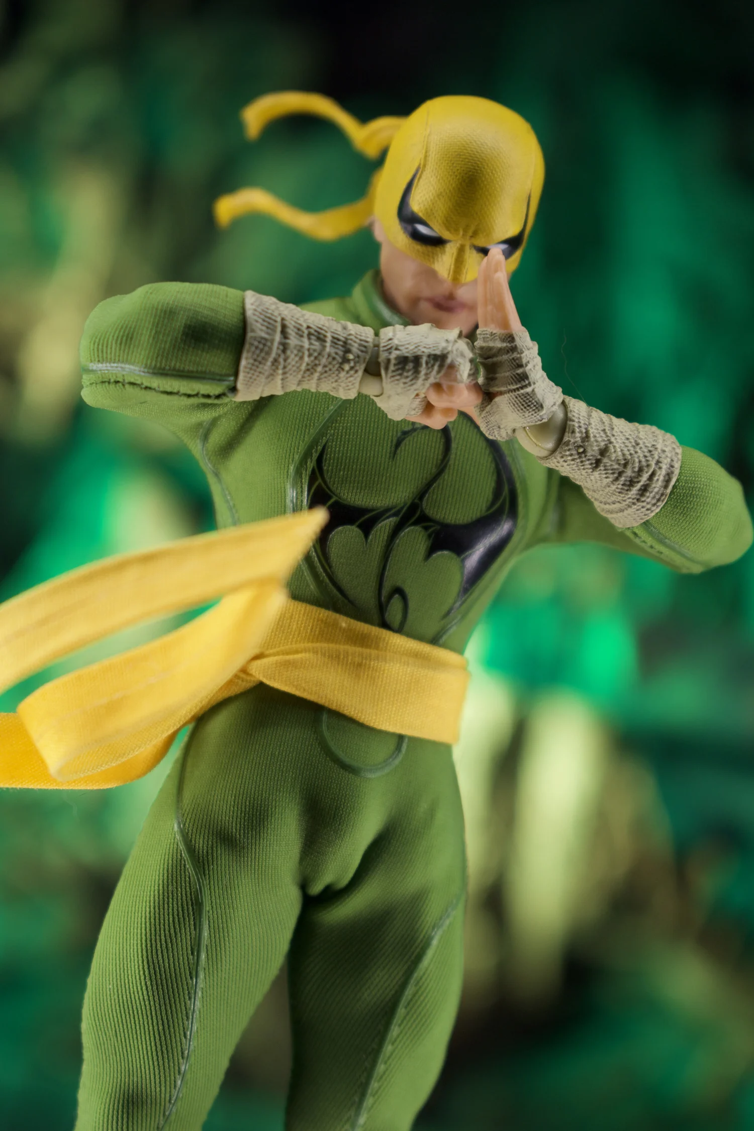 Mezco One:12 Collective Iron Fist — D Amazing