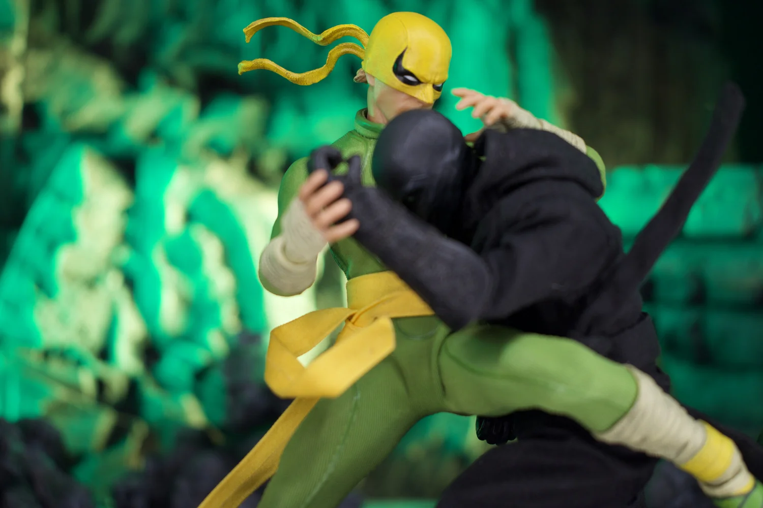 mezcoone:12collective アイアン・フィスト Mezco One:12 Collective Iron Fist — D Amazing