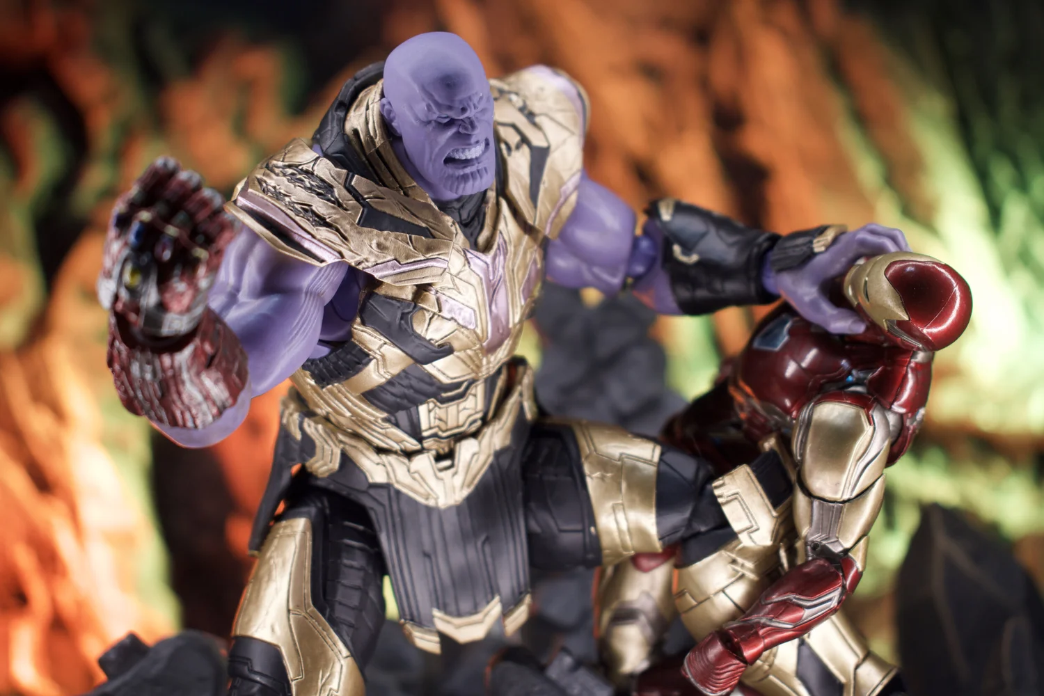 S.H. Figuarts Thanos Final Battle Edition — D Amazing