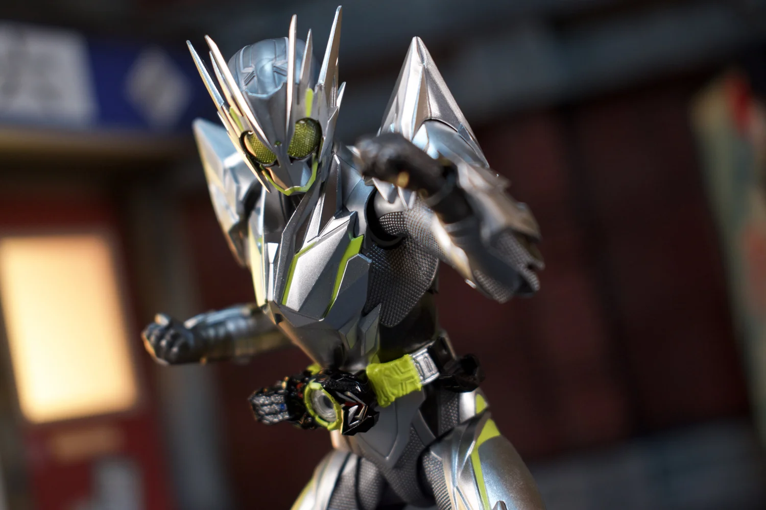 S.H. Figuarts Kamen Rider Zero One Metal Cluster Hopper — D
