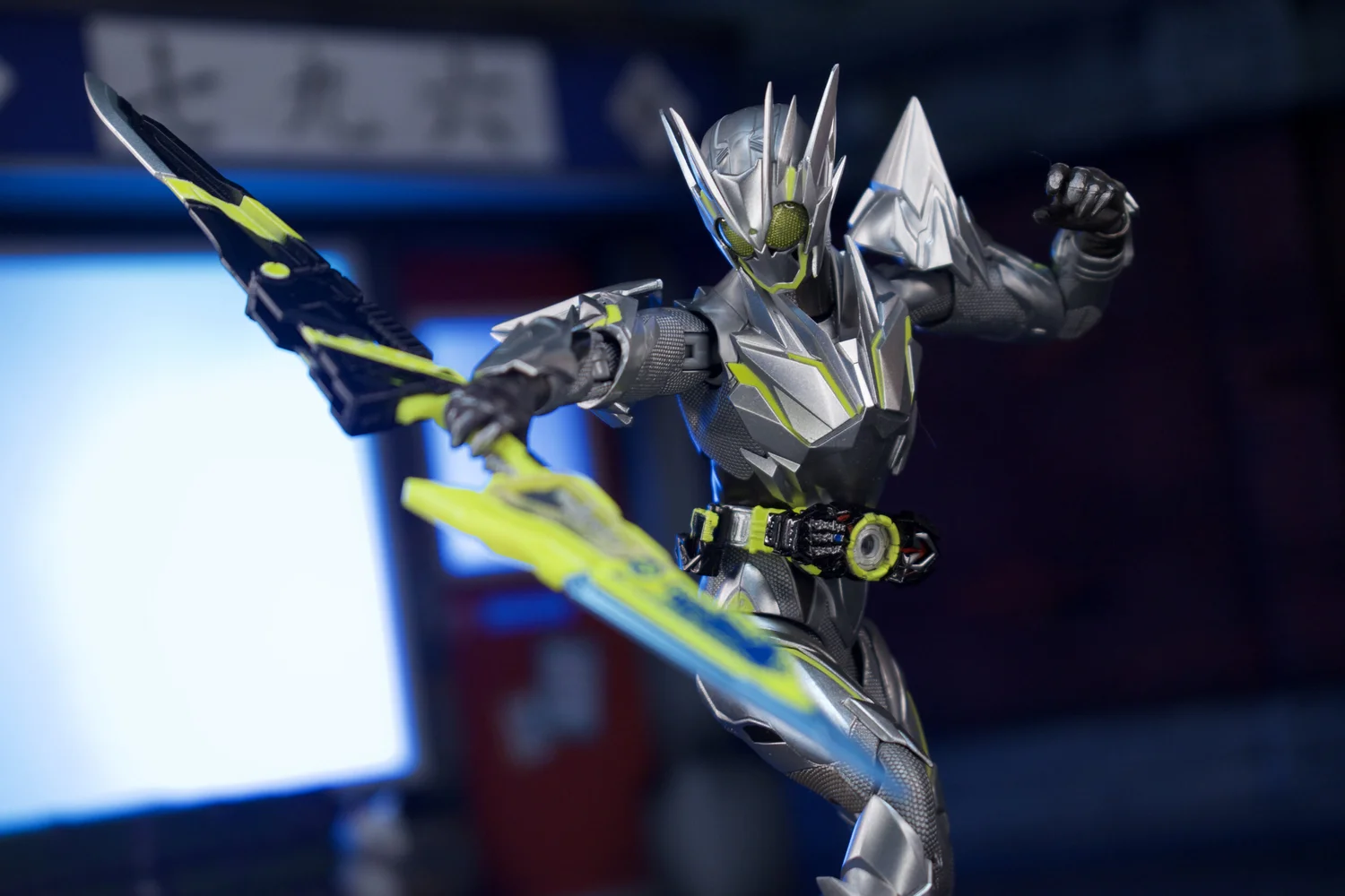 特撮 Kamen Rider Zero-Onelcluster Hopper S.H. Figuarts Kamen Rider Zero One Metal Cluster Hopper — D
