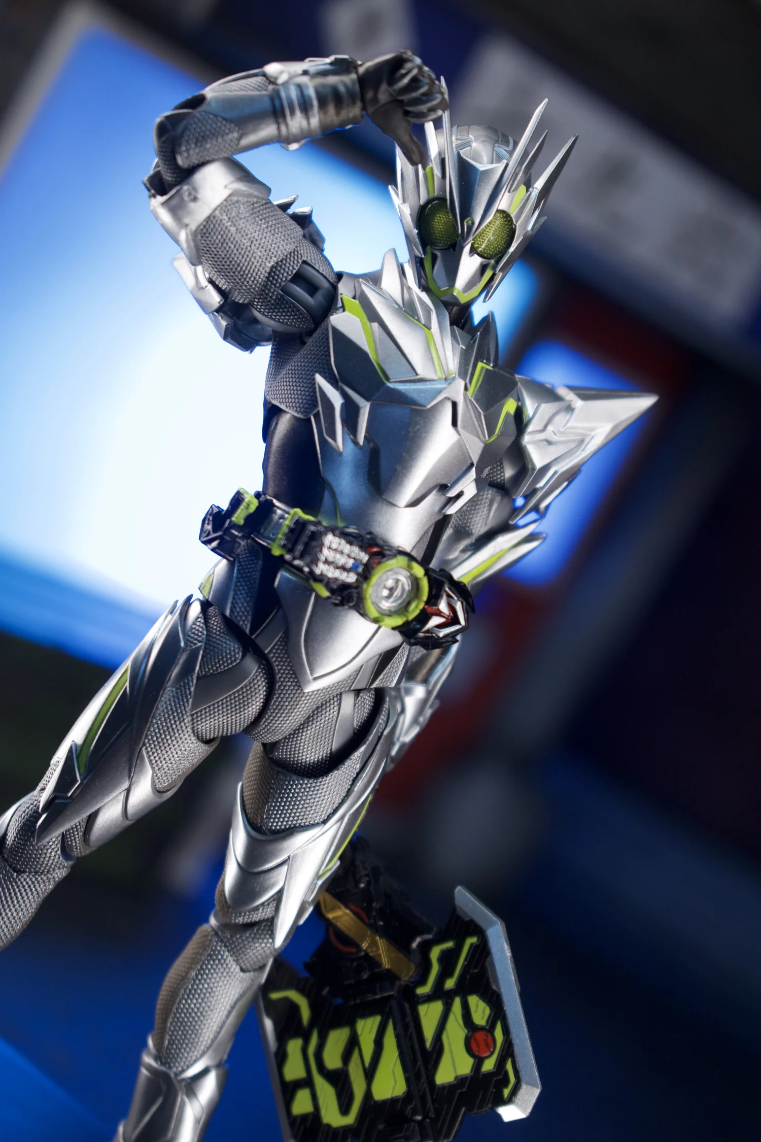 S.H. Figuarts Kamen Rider Zero One Metal Cluster Hopper — D