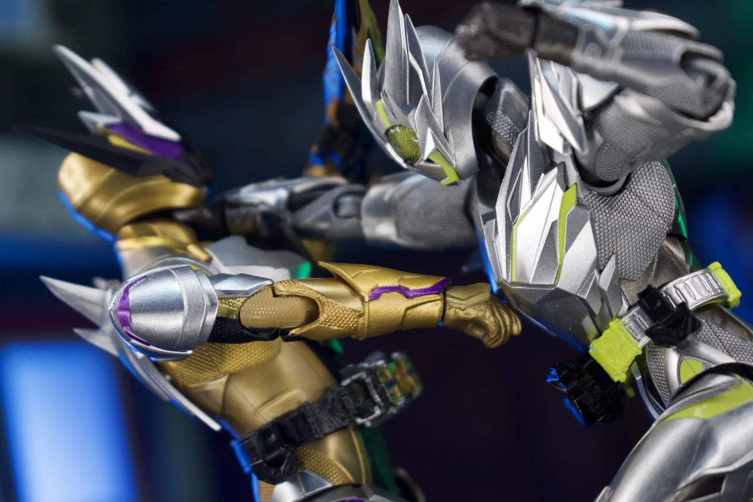 S.H. Figuarts Kamen Rider Zero One Metal Cluster Hopper — D