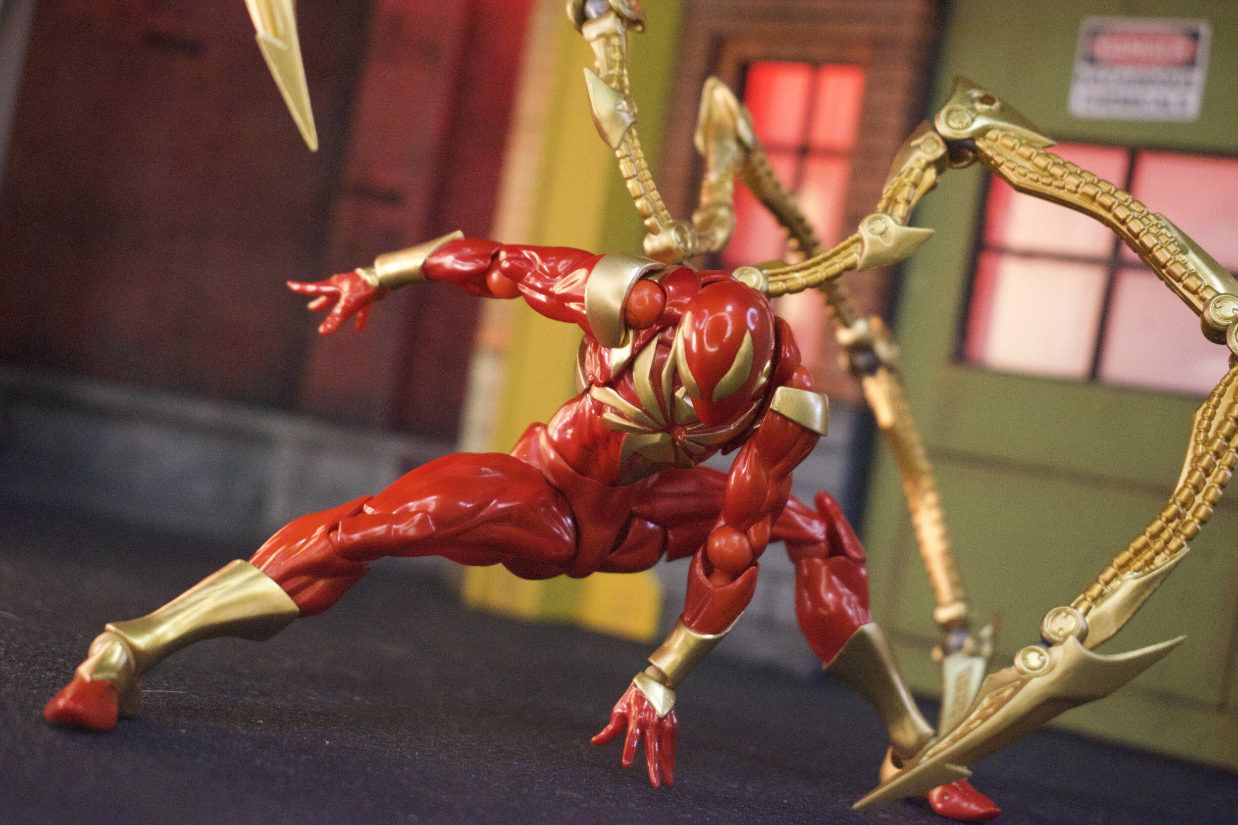 Revoltech — D Amazing Revoltech — D Amazing