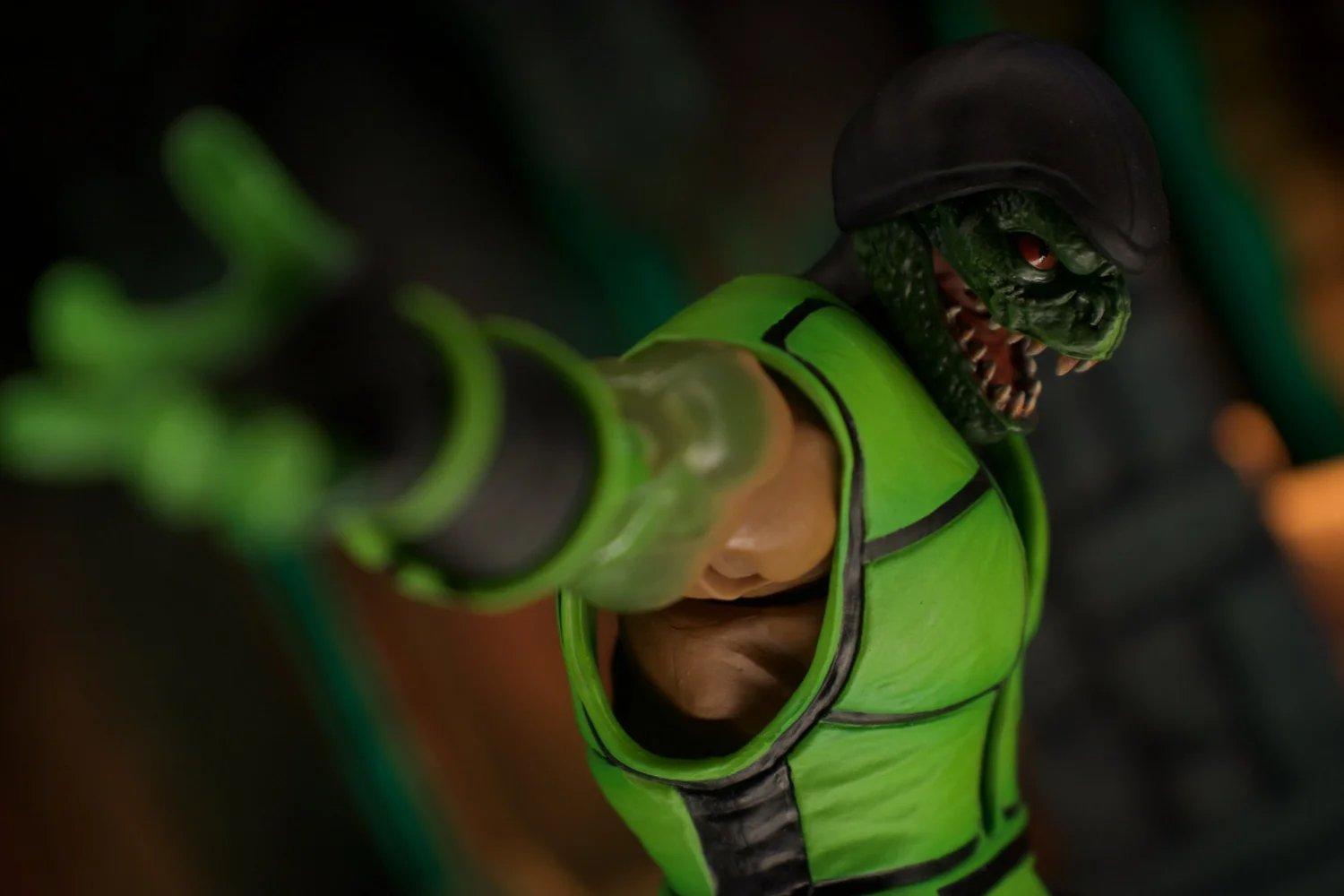 Storm Collectibles モータルコンバット　リープテイル scmk-reptile-01.jpg