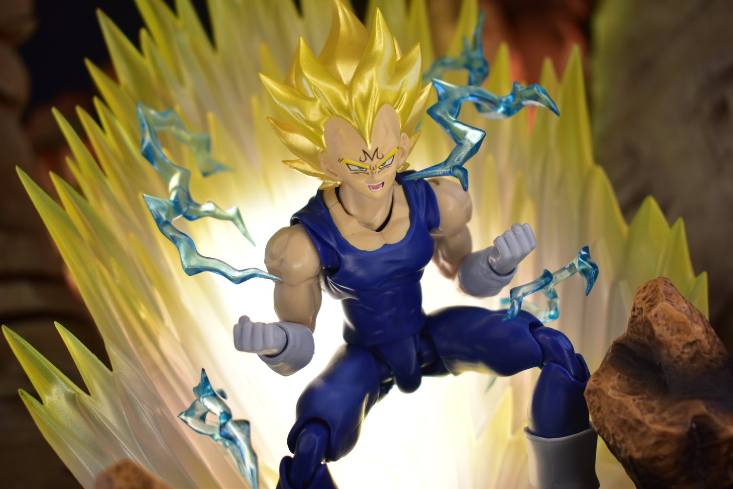 SDCC 2023 S.H. Figuarts Dragonball Z majin Vegeta Exclusive Edition — D  Amazing