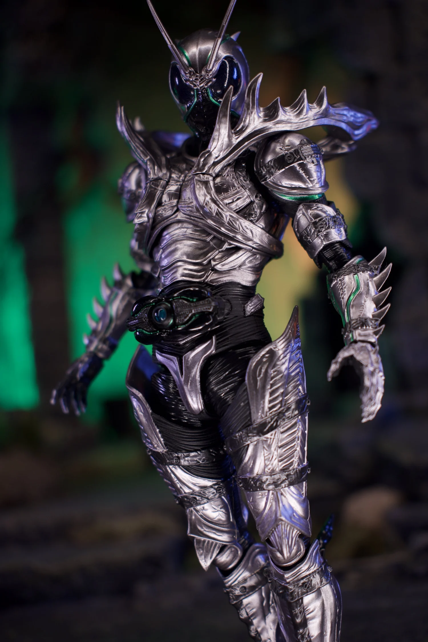 S.H. Figuarts Kamen Rider Black Sun: Kamen Rider Shadowmoon — D