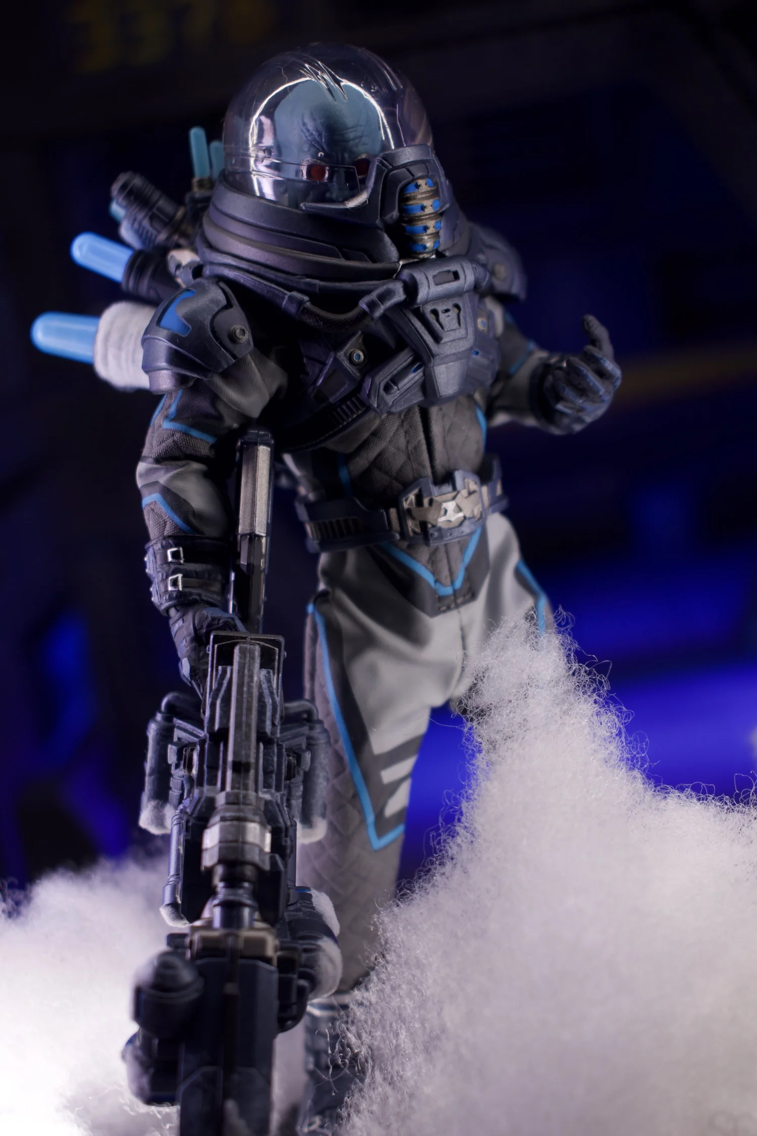 mezcoone:12collective ミスター・フリーズ Mezco One: 12 Collective Mr. Freeze Action Figure (WC77480