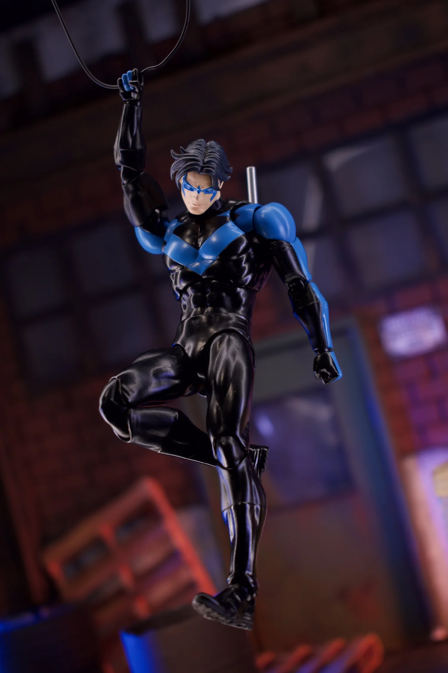 Medicom 175 Mafex DC Comics Batman: Hush Nightwing Hush Ver. — D