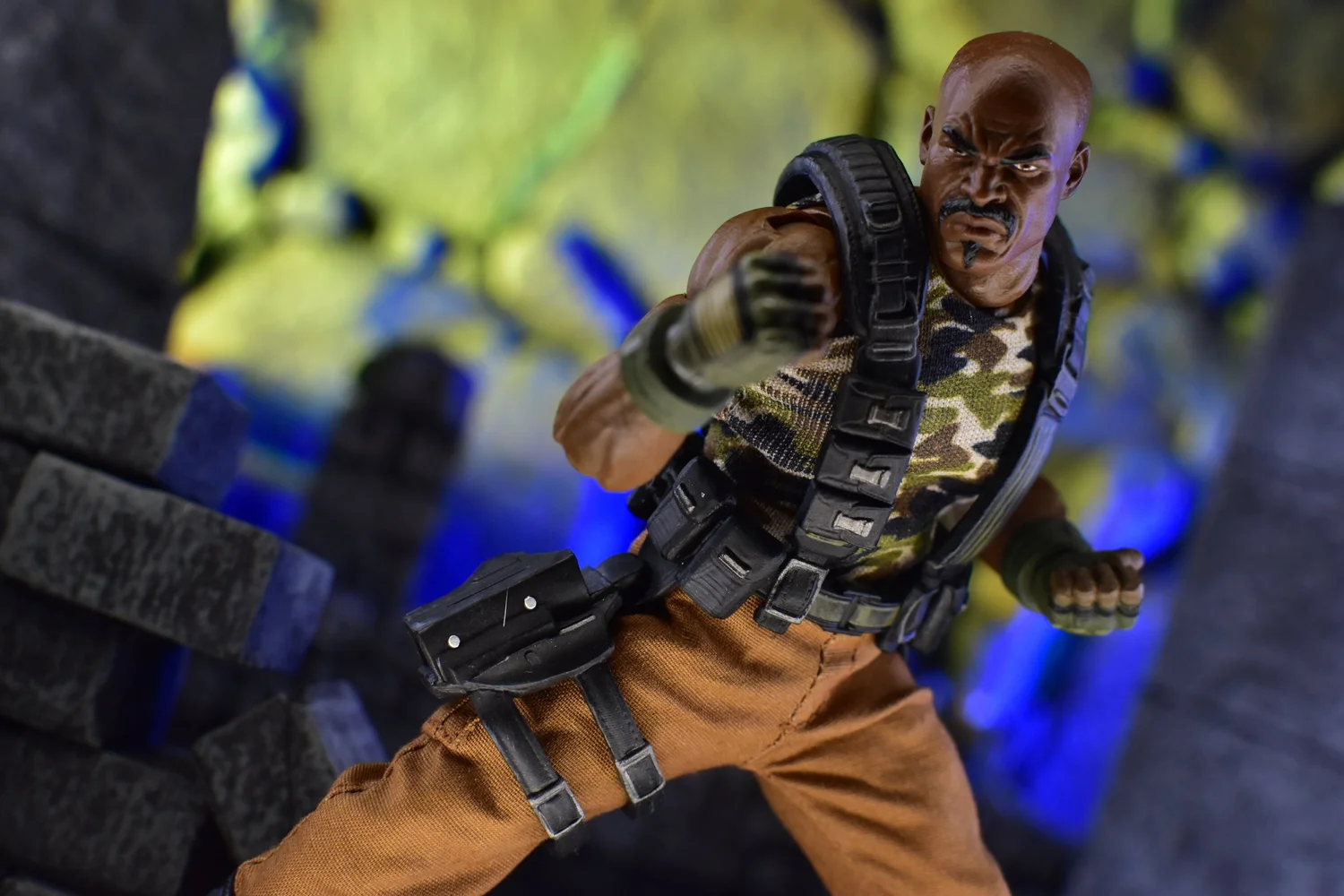Mezco One:12 Collective G.I. Joe Roadblock — D Amazing