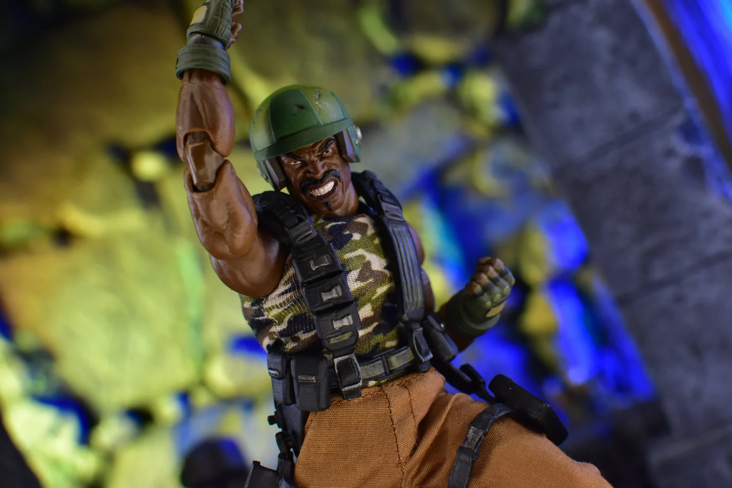 Mezco One:12 Collective G.I. Joe Roadblock — D Amazing