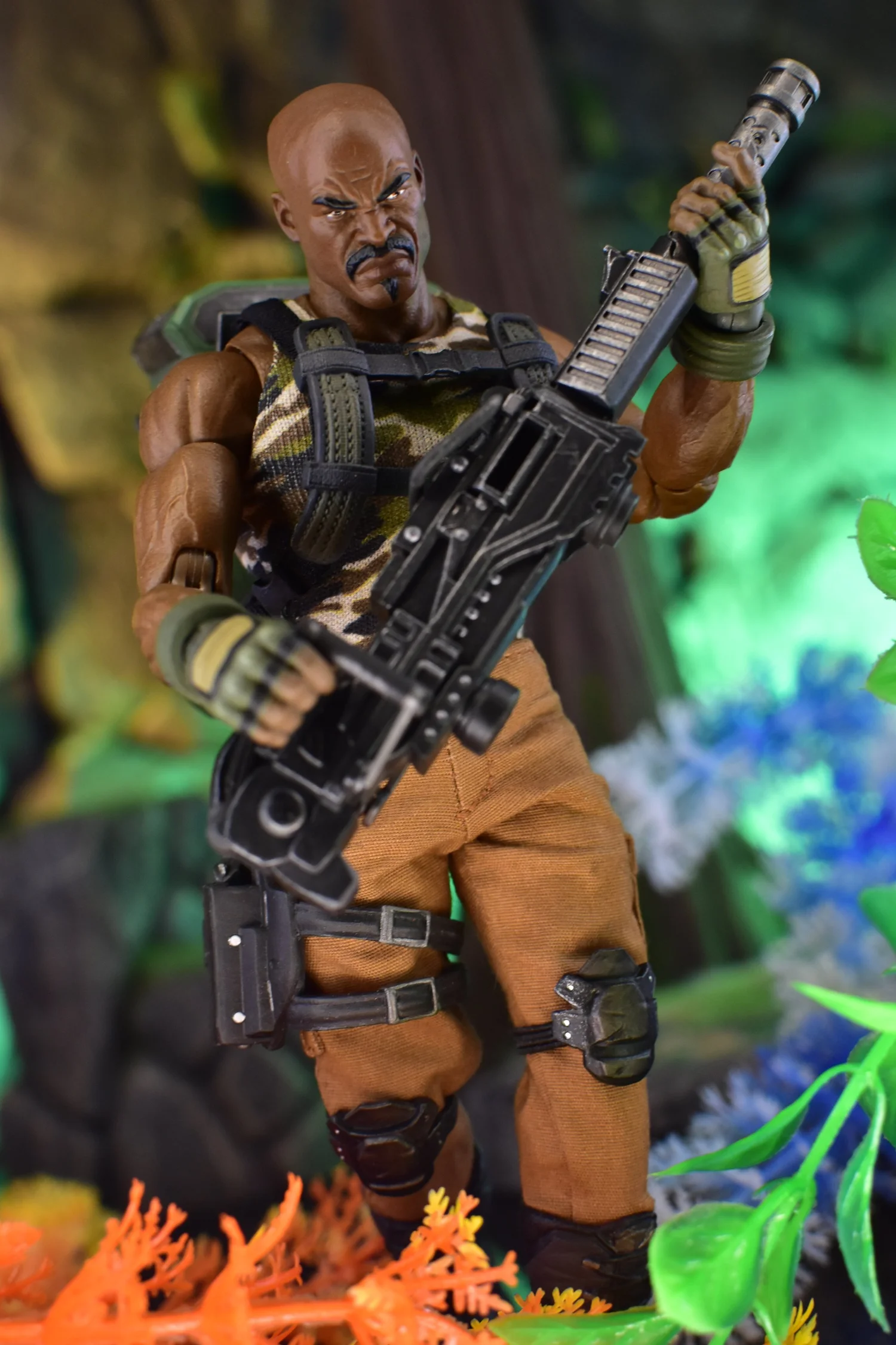 Mezco One:12 Collective G.I. Joe Roadblock — D Amazing