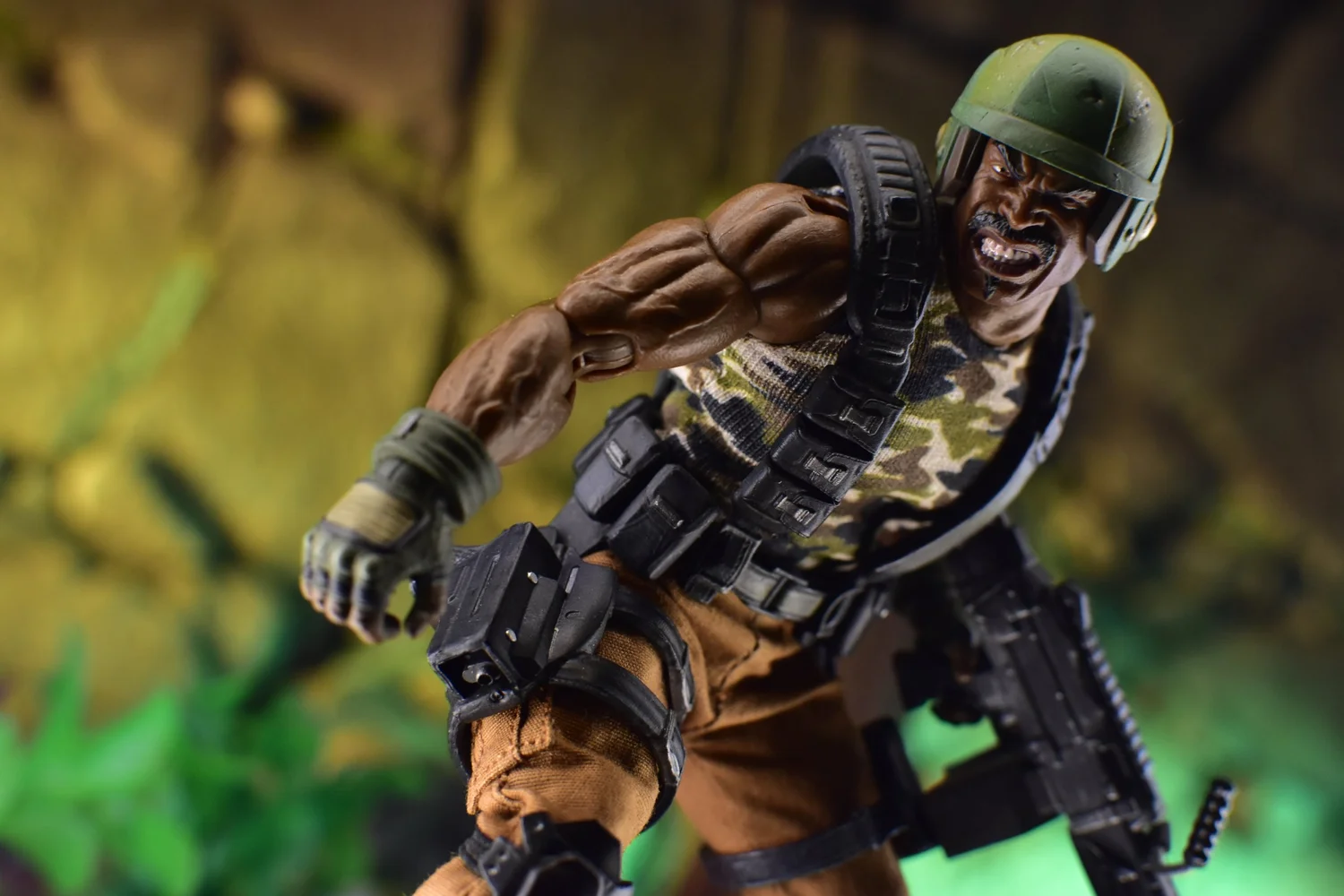 Mezco One:12 Collective G.I. Joe Roadblock — D Amazing
