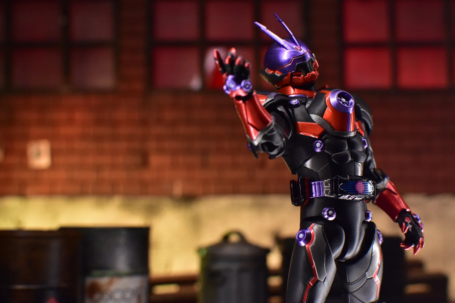 S.H. Figuarts Kamen Rider Glare — D Amazing