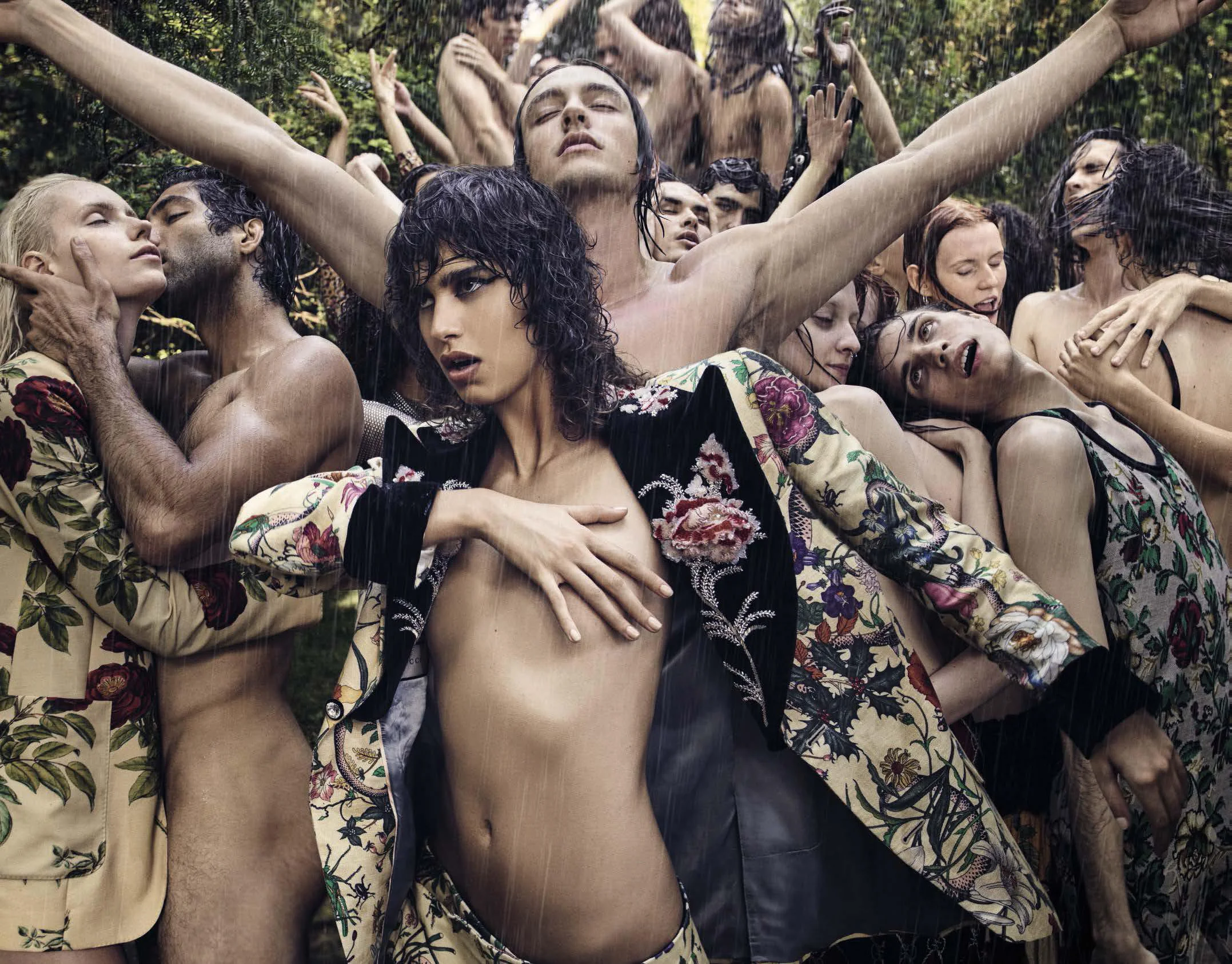 vogue-italia-september-2017-mica-arganaraz-by-luigi-iango-04.jpg