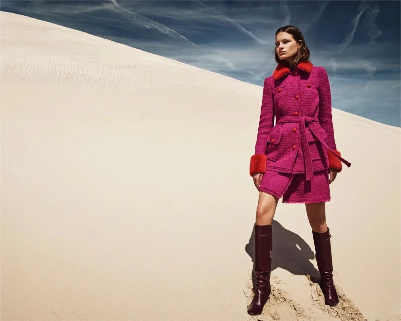 Blumarine-Fall-Winter-2018-Campaign02.jpg